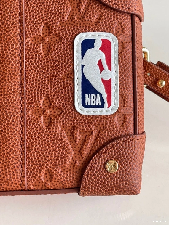 LOUIS LVXNBA WEARABLE SOFT TRUNK WALLET VUITTON 1221